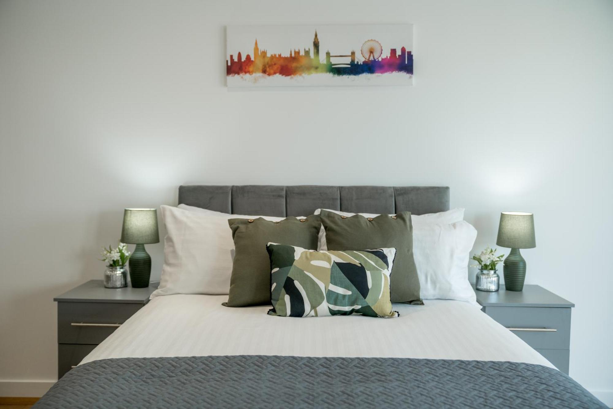 Skyvillion - London River Thames Top Floor Apartments By Woolwich Ferry, Mins To London Excel, O2 Arena , London City Airport With Parking מראה חיצוני תמונה