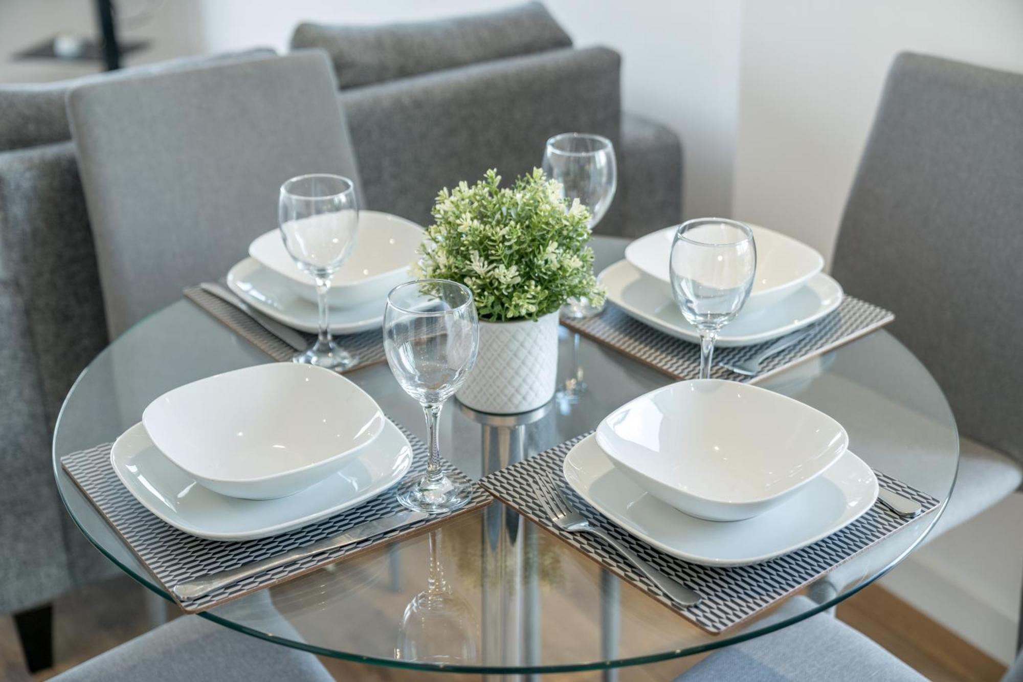Skyvillion - London River Thames Top Floor Apartments By Woolwich Ferry, Mins To London Excel, O2 Arena , London City Airport With Parking מראה חיצוני תמונה