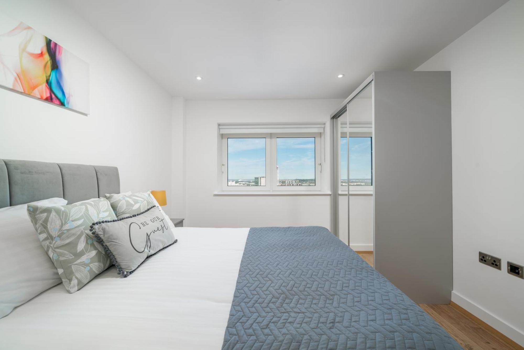 Skyvillion - London River Thames Top Floor Apartments By Woolwich Ferry, Mins To London Excel, O2 Arena , London City Airport With Parking מראה חיצוני תמונה